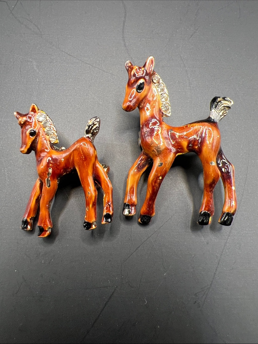 Brown Enamel Foal Brooch Set - Women's Jewelry